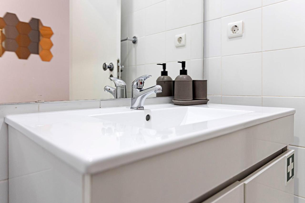 Amazing In Downtown By Lovelystay Apartament Porto